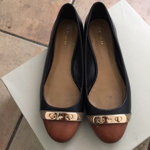 Coach flats